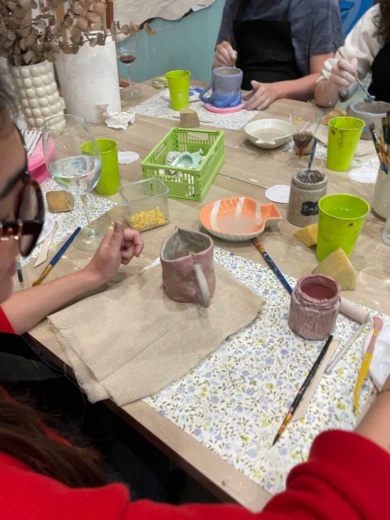 Taller de cerámica crea tu taza